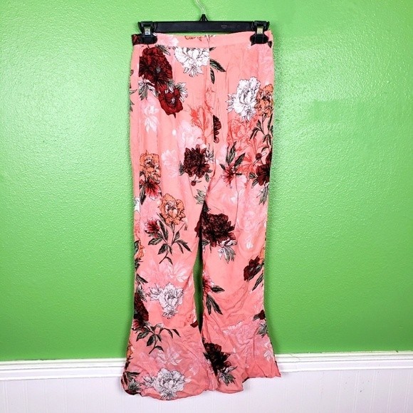 BB Dakota Pants - BB Dakota Women's suagr peach floral high rise ruffled bell bottom pants size 0